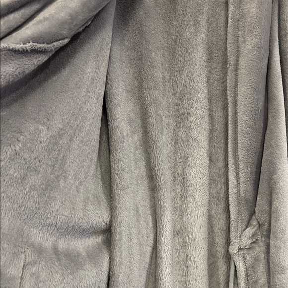 Stars Above Gray Plush Robe - Picture 3 of 5
